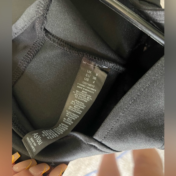 Fashion Nova Cropped Mesh Top - Picture 4 of 4